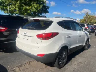 2015 Hyundai Tucson SE