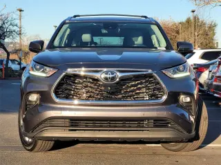 Gold Certified2022 Toyota Highlander Limited