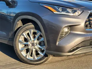 Gold Certified2022 Toyota Highlander Limited