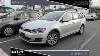 2017 Volkswagen Golf SportWagen S 4Motion