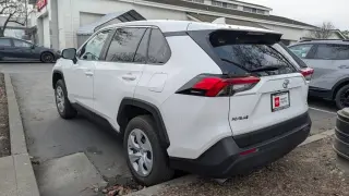 2023 Toyota RAV4 LE