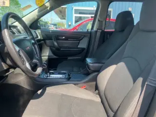 2014 GMC Acadia SLE-2
