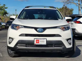 2017 Toyota RAV4 Hybrid XLE