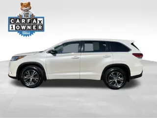 2017 Toyota Highlander LE