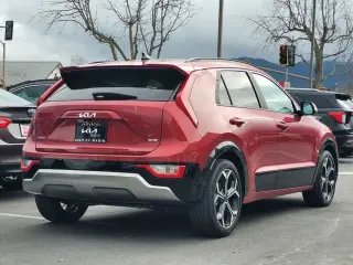 2024 Kia Niro EX Touring