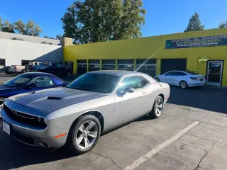 2016 Dodge Challenger SXT