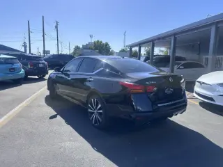 2021 Nissan Altima 2.5 Platinum