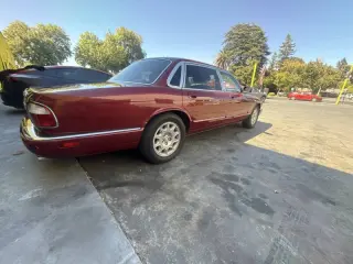 2001 Jaguar XJ-Series XJ8L