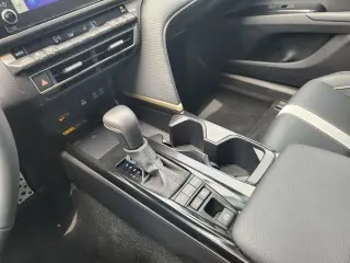 Toyota Camry 2026 SE 4dr Sedan