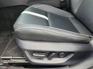 Toyota Camry 2026 SE 4dr Sedan