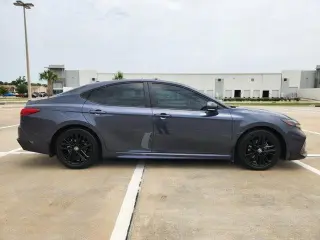 Toyota Camry 2026 SE 4dr Sedan