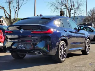 2022 BMW X4 xDrive30i