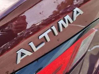 Nissan Altima 2023 2.5 SV 4dr Sedan