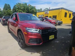 2018 Audi Q5 2.0T quattro Premium Plus