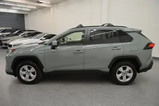 Toyota RAV4 2019 AWD XLE 4dr SUV