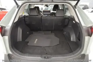 Toyota RAV4 2019 AWD XLE 4dr SUV