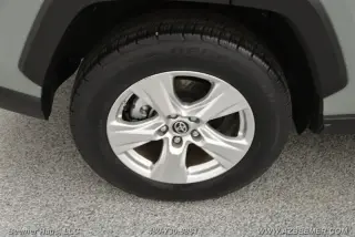 Toyota RAV4 2019 AWD XLE 4dr SUV