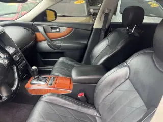2015 Infiniti QX70