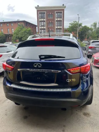 2015 Infiniti QX70