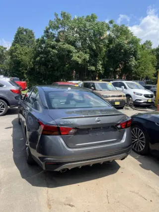 2020 Nissan Altima 2.5 SR