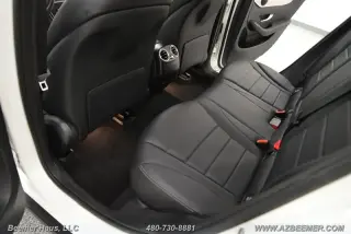 Mercedes-Benz GLC 2022 AWD GLC 300 4MATIC 4dr SUV