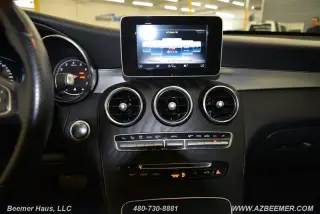 Mercedes-Benz GLC 2019 GLC 300 4dr SUV