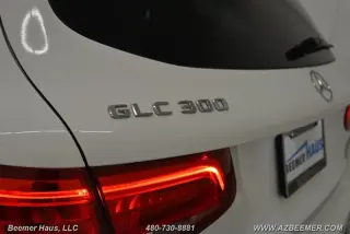 Mercedes-Benz GLC 2019 GLC 300 4dr SUV