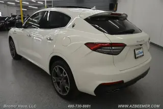 Maserati Levante 2022 AWD Modena 4dr SUV