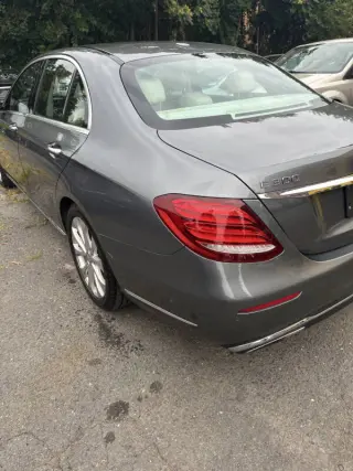 2017 Mercedes-Benz E-Class E 300 4MATIC