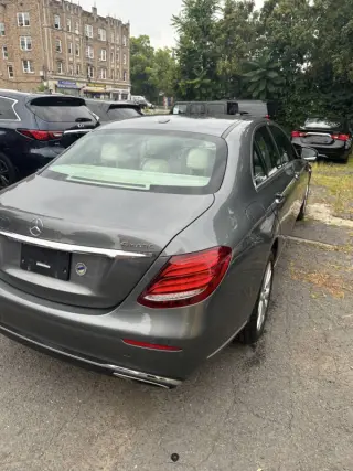 2017 Mercedes-Benz E-Class E 300 4MATIC