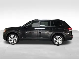 2022 Volkswagen Atlas 2.0T SE w/Technology