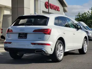 2023 Audi Q5 45 S line Premium quattro