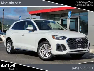 2023 Audi Q5 45 S line Premium quattro