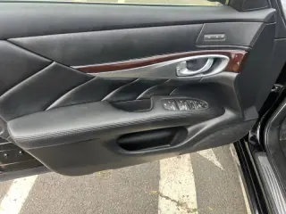 2015 Infiniti Q70L 3.7