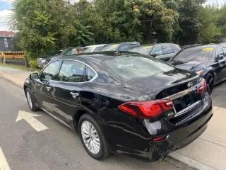 2015 Infiniti Q70L 3.7
