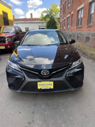 2020 Toyota Camry SE