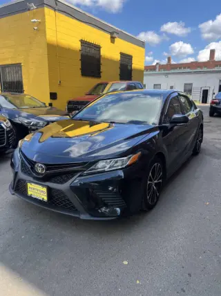 2020 Toyota Camry SE