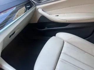 2017 BMW 5 Series 540i xDrive