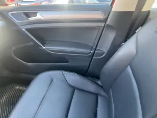 2016 Volkswagen Golf TSI SE