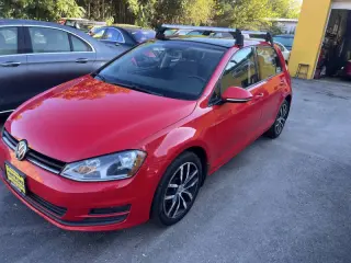 2016 Volkswagen Golf TSI SE