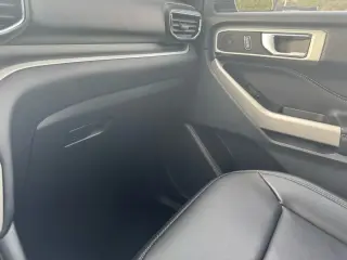 Ford Explorer 2023 AWD XLT 4dr SUV