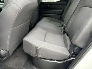 Toyota Tacoma 2024 4x4 SR5 4 puertas Doble Cabina 5.0 ft SB