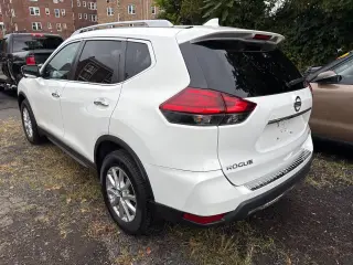 2017 Nissan Rogue
SV