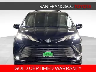 Gold Certified 2022 Toyota Sienna Platinum 7 Passenger