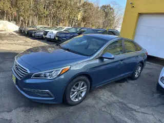 2015 Hyundai SONATA
SE