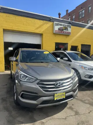 2017 Hyundai SANTA FE Sport
2.4L