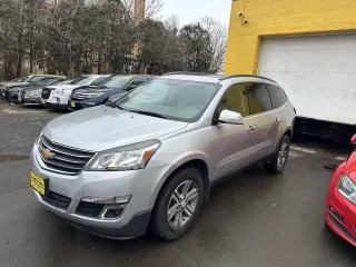 2017 Chevrolet Traverse
LT