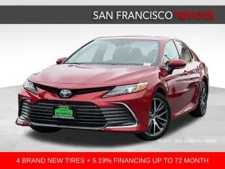 2023 Toyota Camry Hybrid XLE