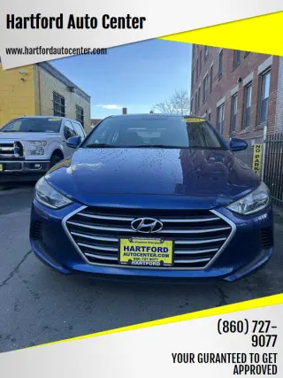 2017 Hyundai ELANTRA
SE