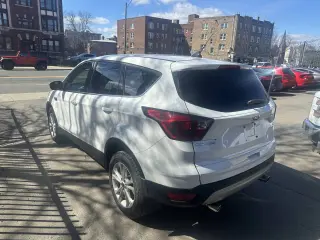 2019 Ford Escape
SE
